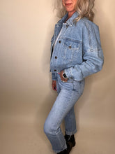 Load image into Gallery viewer, Raw &amp; Ribbed Crop Denim Jacket